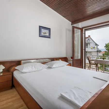 Guest house Matija - 120m To The